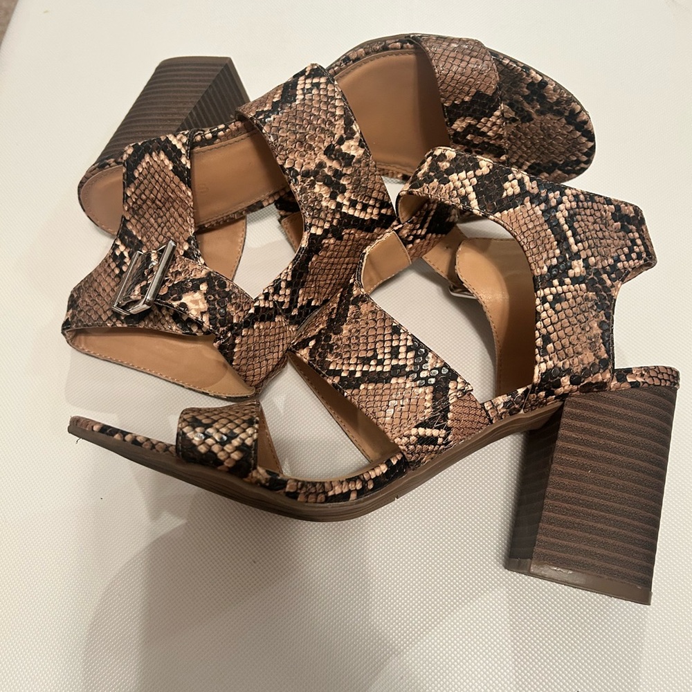 Express Women's Snakeskin Block Heel Sandals